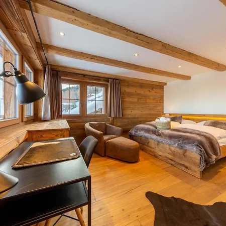 Chalet Luxury Alps Chalet Yolo Outdoor Pool