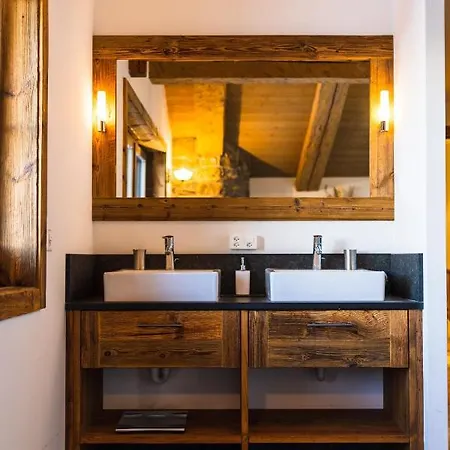 Chalet Luxury Alps Chalet Yolo Outdoor Pool *