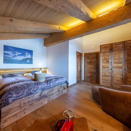 Chalet Luxury Alps Chalet Yolo Outdoor Pool *